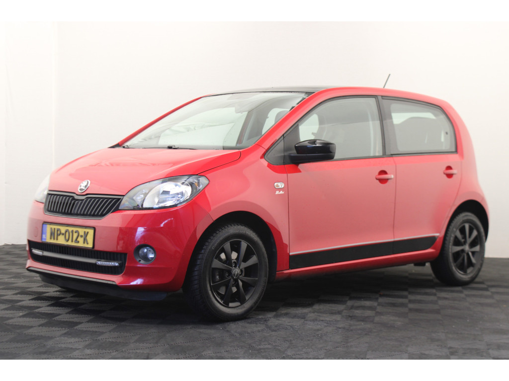 Rode Skoda Citigo als compacte auto op abonnement bij Copa Autoverhuur