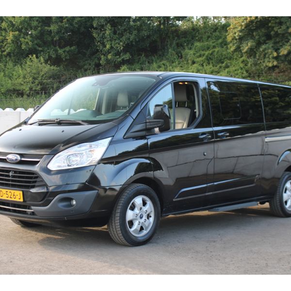 Ford Transit Custom L2H1 van Copa Autoverhuur in Kaatsheuvel