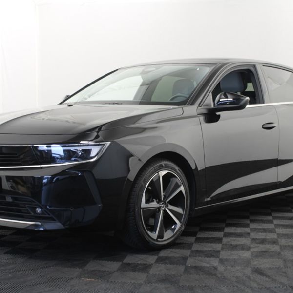 Opel Astra uit 2023 bij Copa Autoverhuur