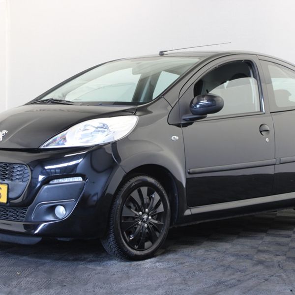 Peugeot 107 uit 2012 bij Copa Autoverhuur