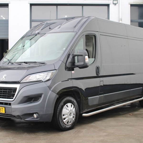 Peugeot Boxer van Copa Autoverhuur in Kaatsheuvel